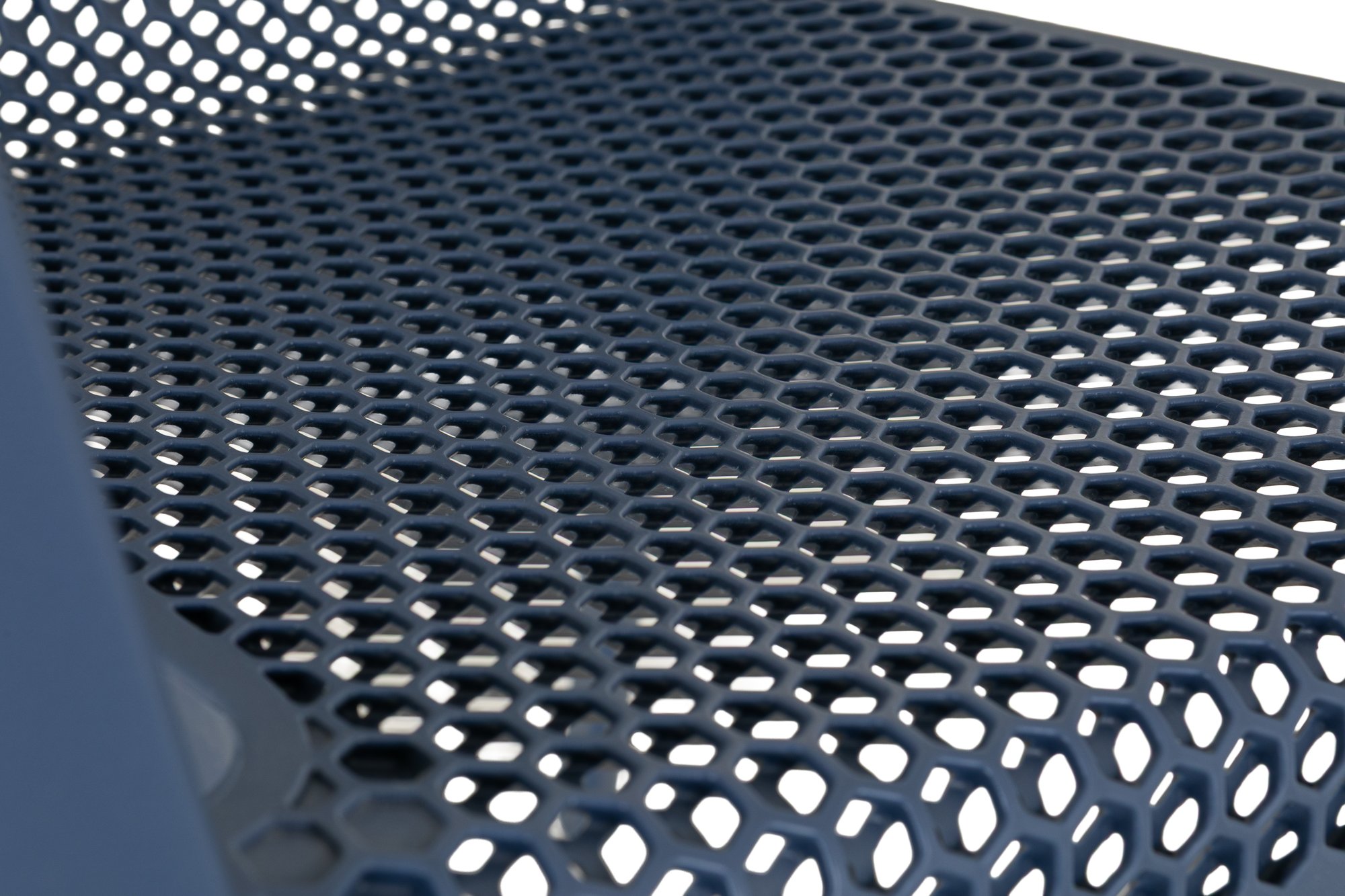Bee Armchair in Blue Polypropylene - image 5