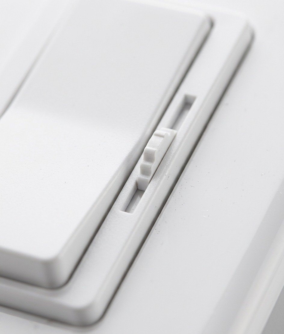 Strom Triac Dimmer in White Plastic - image 2