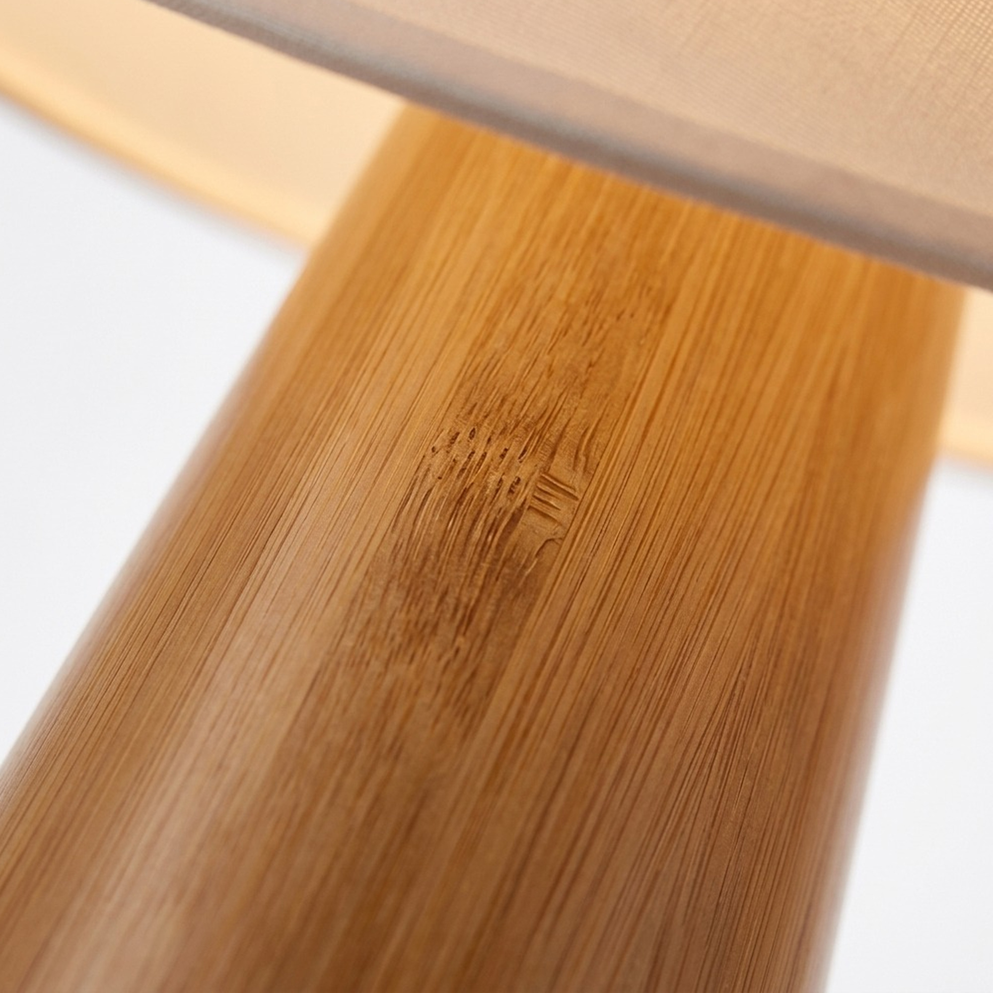 Lámpara de Mesa Rizo con Base de Fresno y Pantalla de Lino Natural - image 3