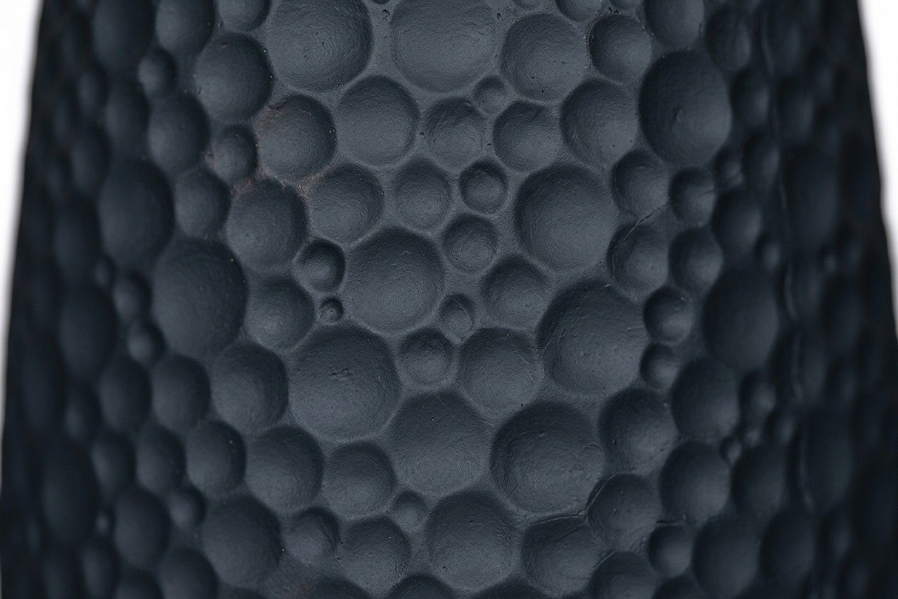 Maceta de Fibrocemento Ligero con Forma de Gota en Negro, tamaño 34x40cm - image 3