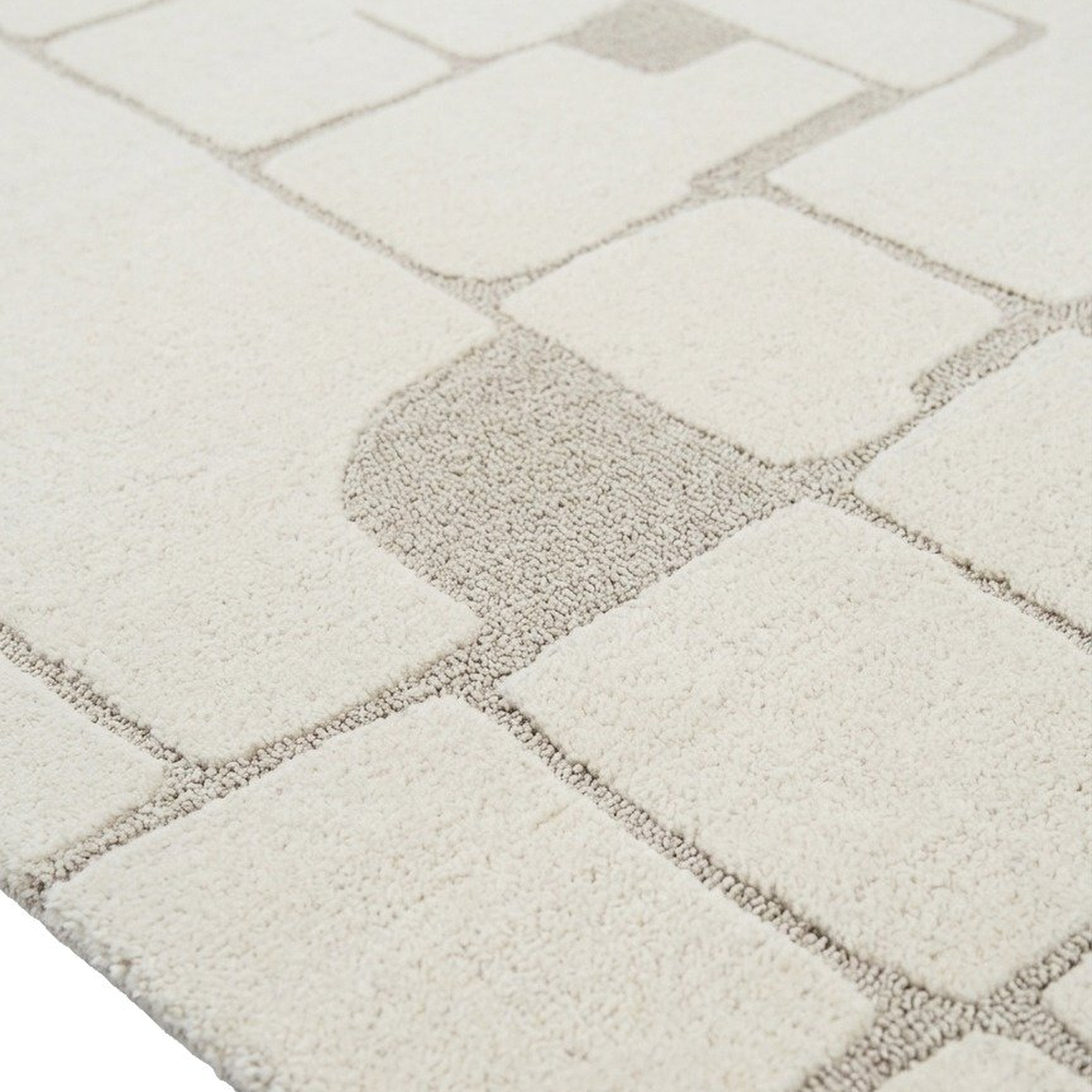 Asmara Rug made with White Sand Wool in 8x10 feet - image 3